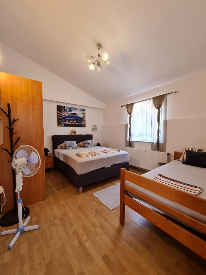 Apartmani Amans Pula Exteriér fotografie
