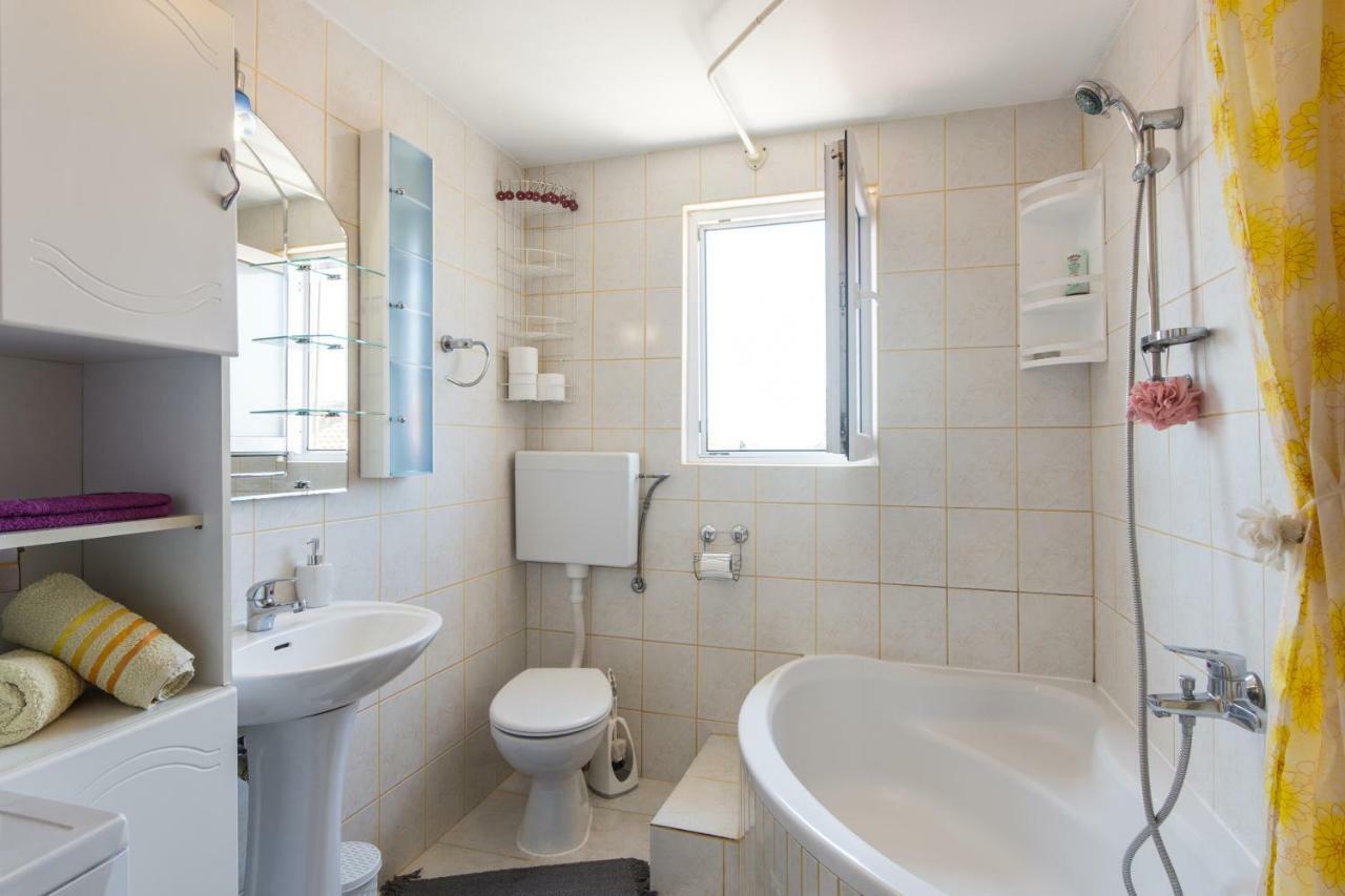 Apartmani Amans Pula Exteriér fotografie