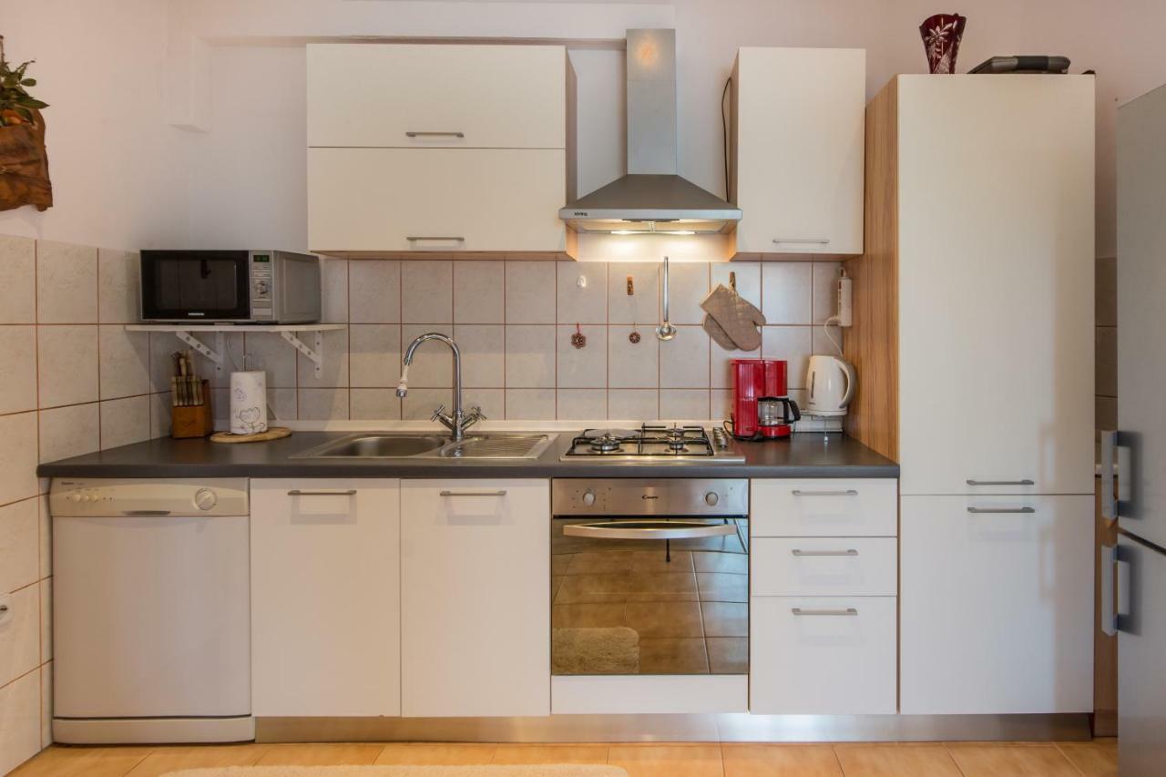 Apartmani Amans Pula Exteriér fotografie